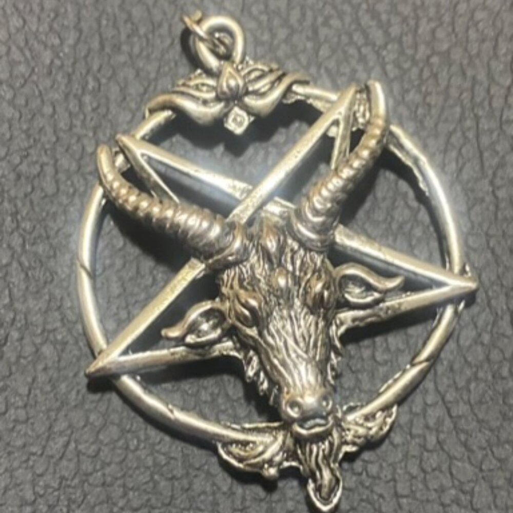 Gothic Baphomet Pentagram Pendant Silver Necklace